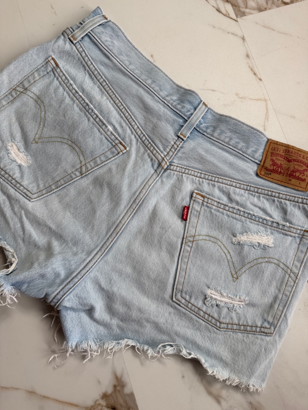 Levi’s 501 Cut Off Distressed Jean Shorts Sz 30 Trendy Beachy Grunge light wash